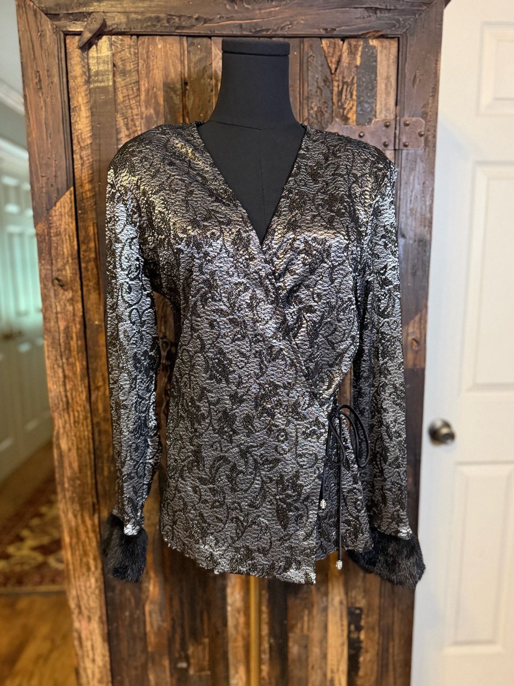 Vintage Patra Women 14 Metallic Wrap Top Faux Fur Cuffs Silver Black Korea party